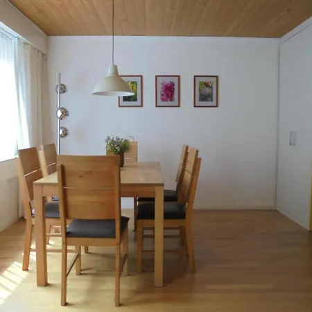 Gemutliche 2-zimmer Ferienwohnung In Nahe Bergbahnen, Bis 6 Personen - Schwimmbad, Sauna Apartment Laax
