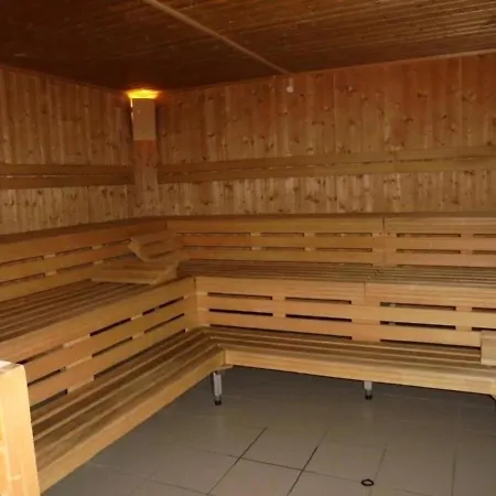 Gemutliche 2-zimmer Ferienwohnung In Nahe Bergbahnen, Bis 6 Personen - Schwimmbad, Sauna Apartment *